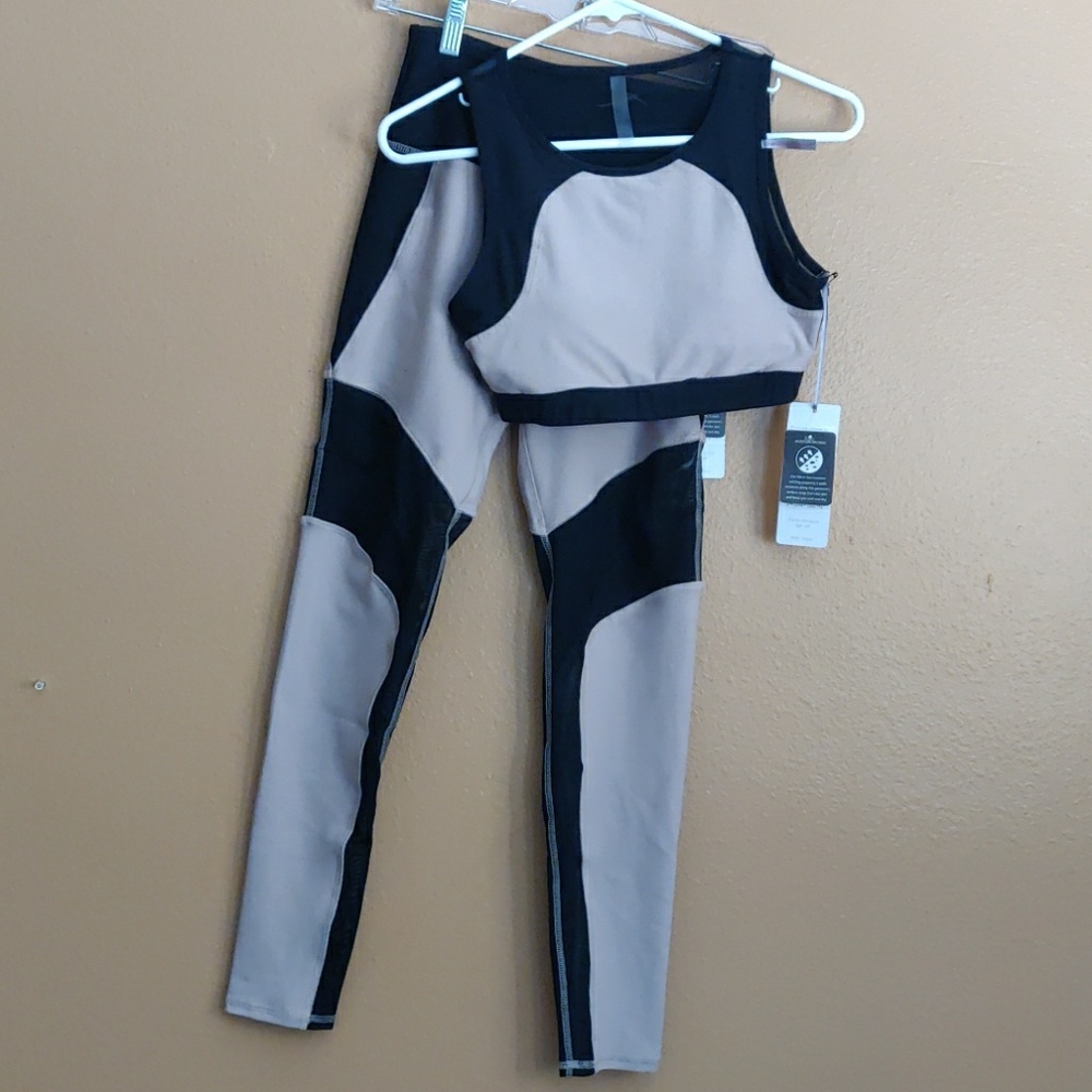 Gottex Sports bra/leggings set